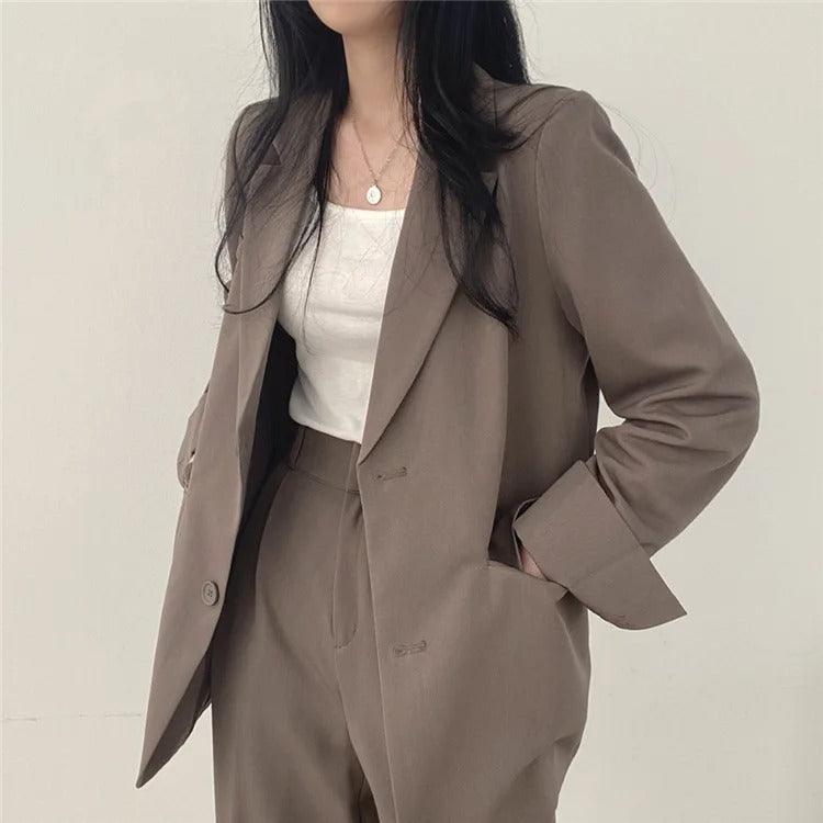 Women's Notch Lapel Blazer & Straight-Leg Trouser Suit