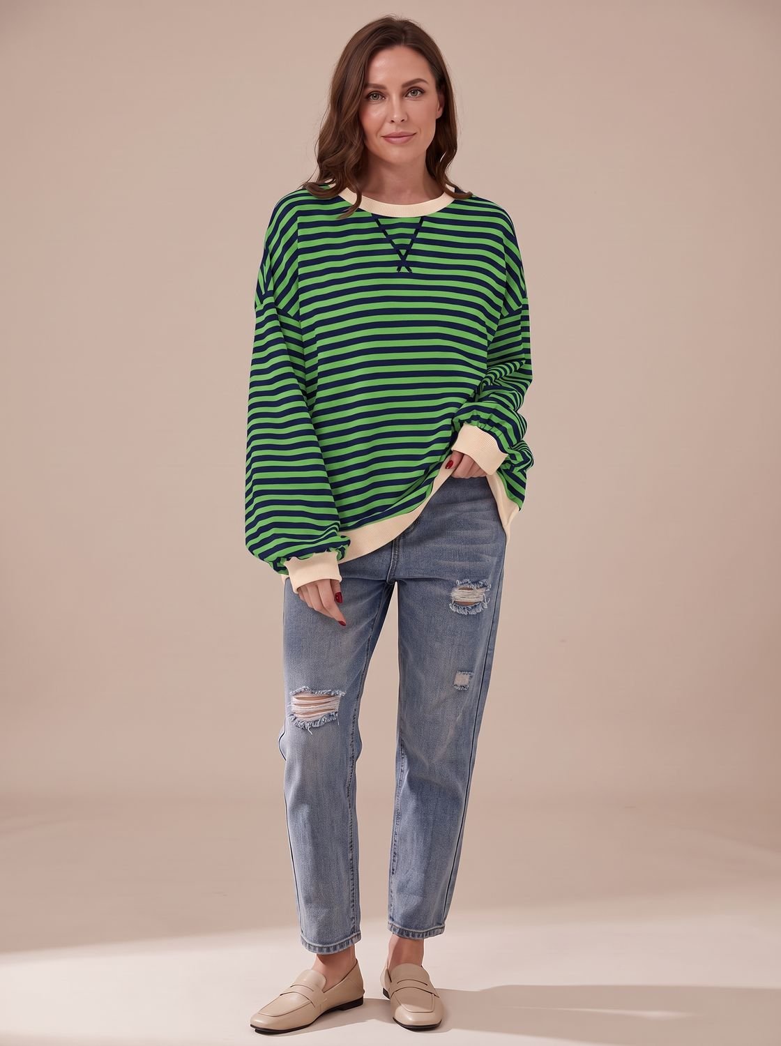 Women's Oversized Striped Sweatshirt with Contrast Trim