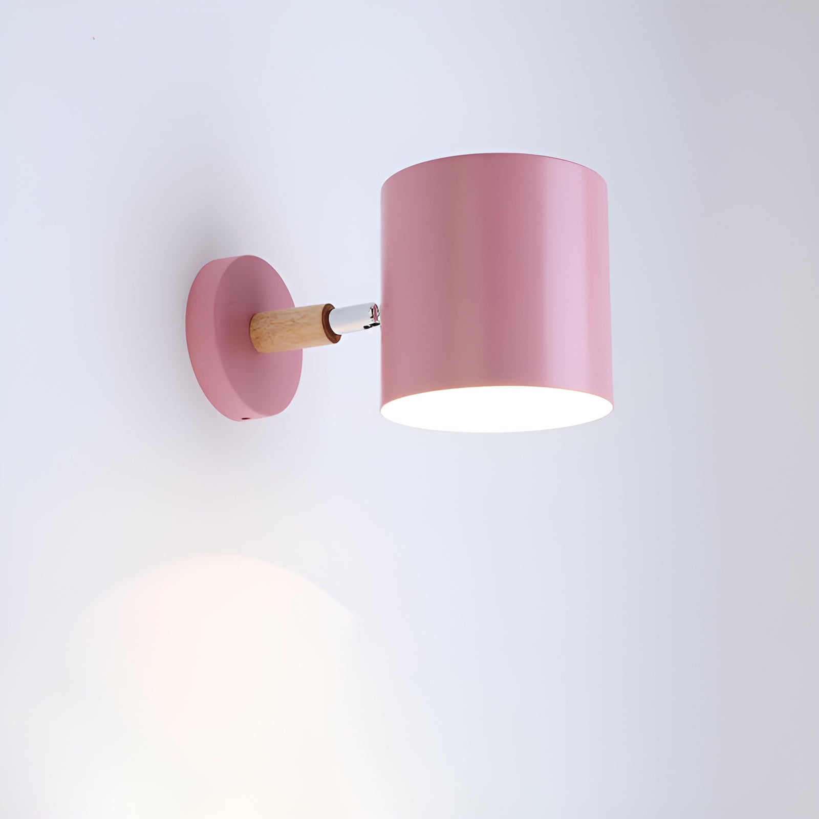 Accent Energy-Efficient Wall Lamp