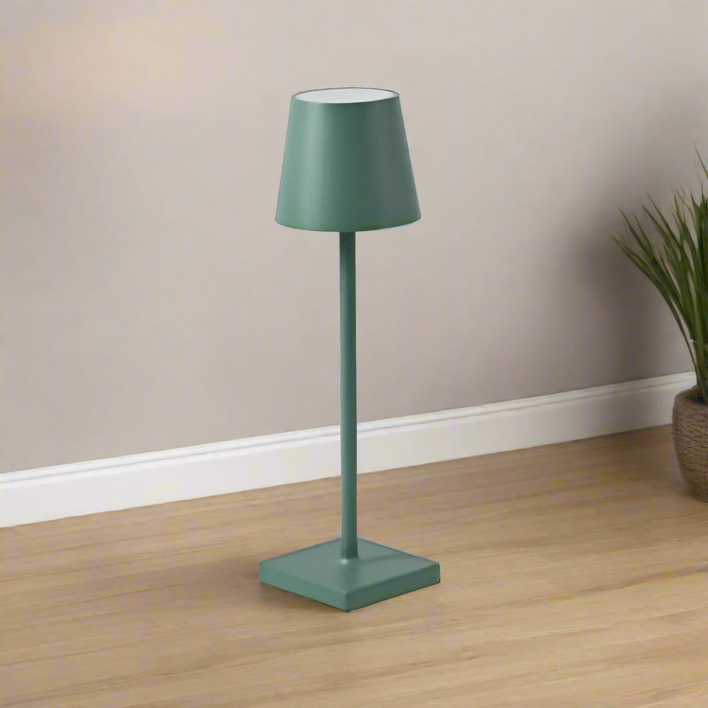 Cordless LED Table Lamp with Long Battery Life – Versatile Bedside Lamp for Home and Office Use