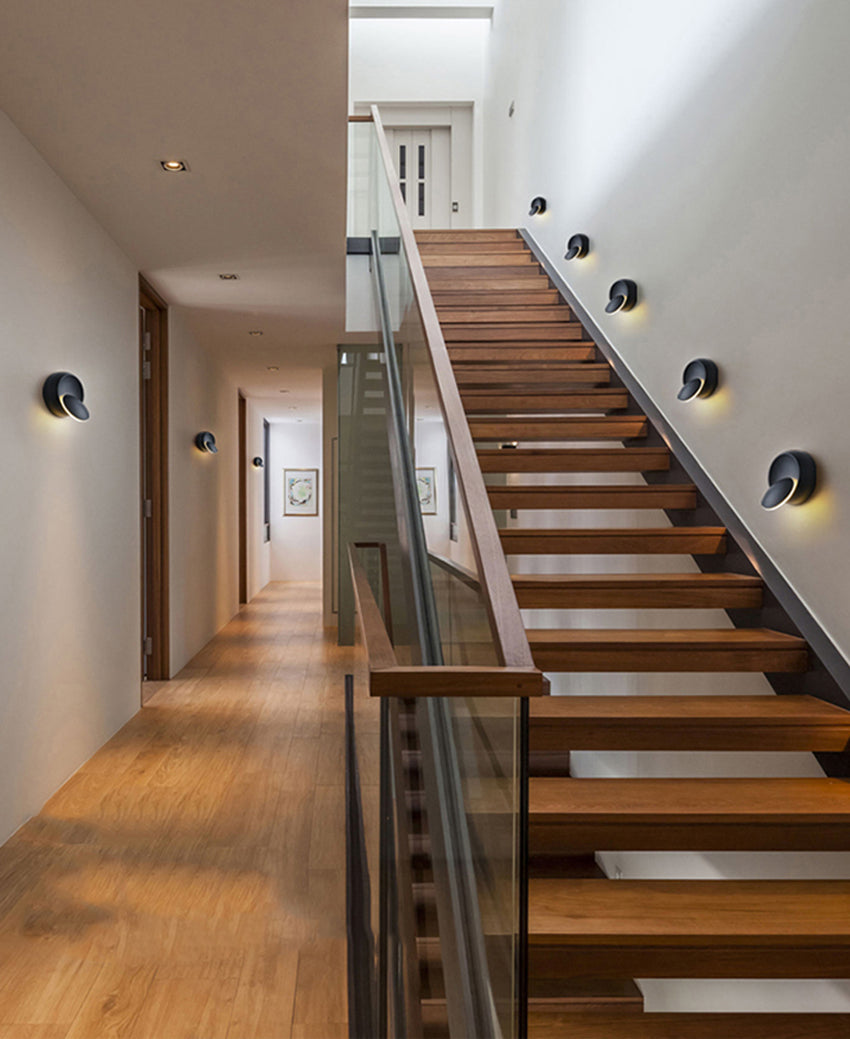 Dimmable Adjustable LED Wall Light with Directional Head