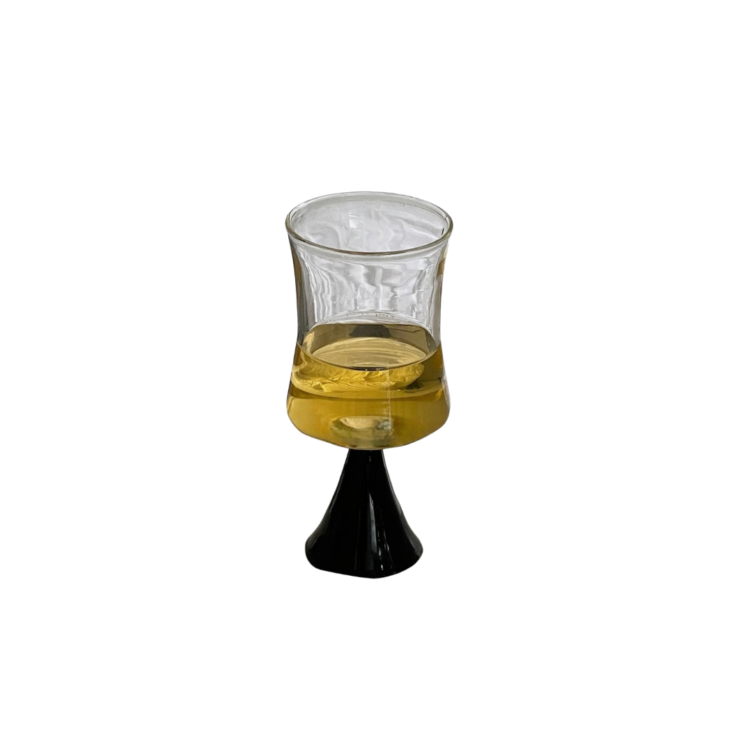 Elegant Eco-Friendly Glass Champagne Flutes Set – 250ml Capacity, 15cm Height for Celebrations