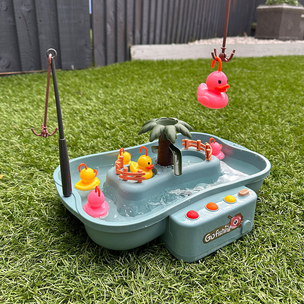 Hook Duck Travel Essential