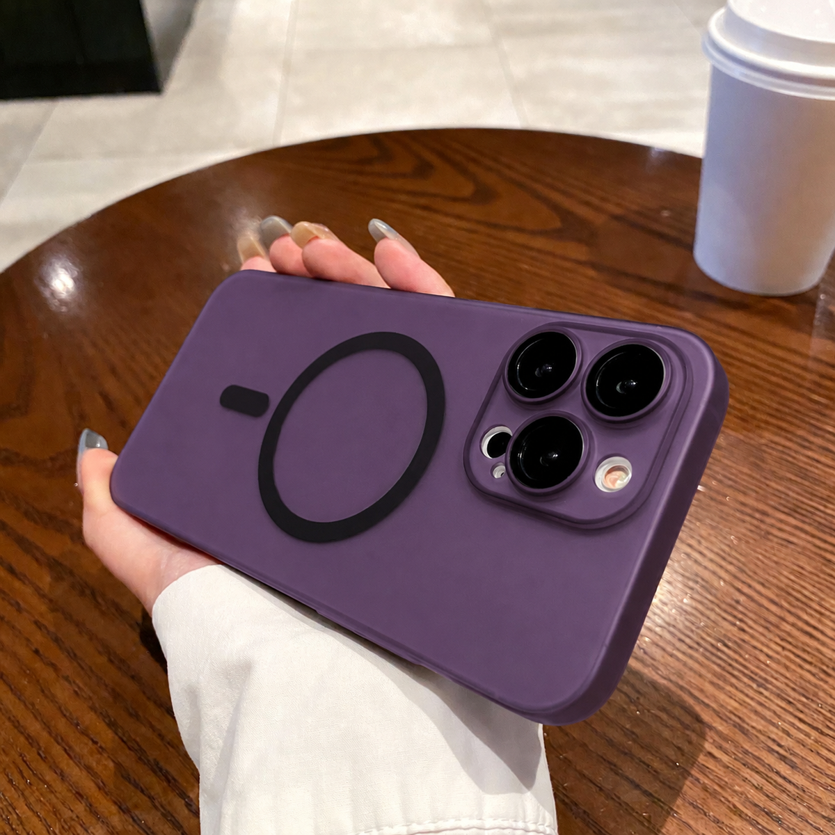 Magnetic iPhone 18 Pro & iPhone 18 Pro Max Phone Case