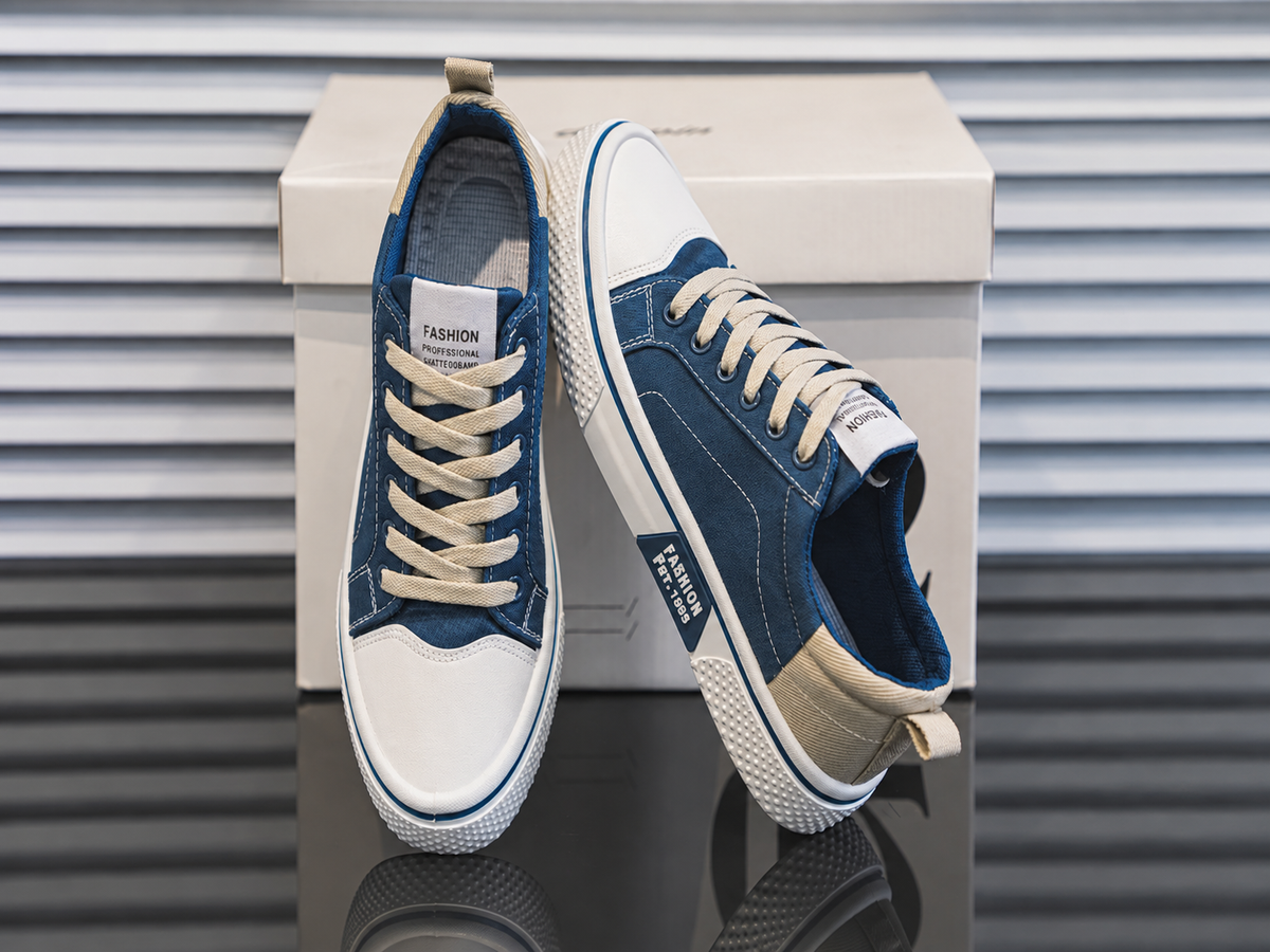 Men’s Classic Canvas Sneakers
