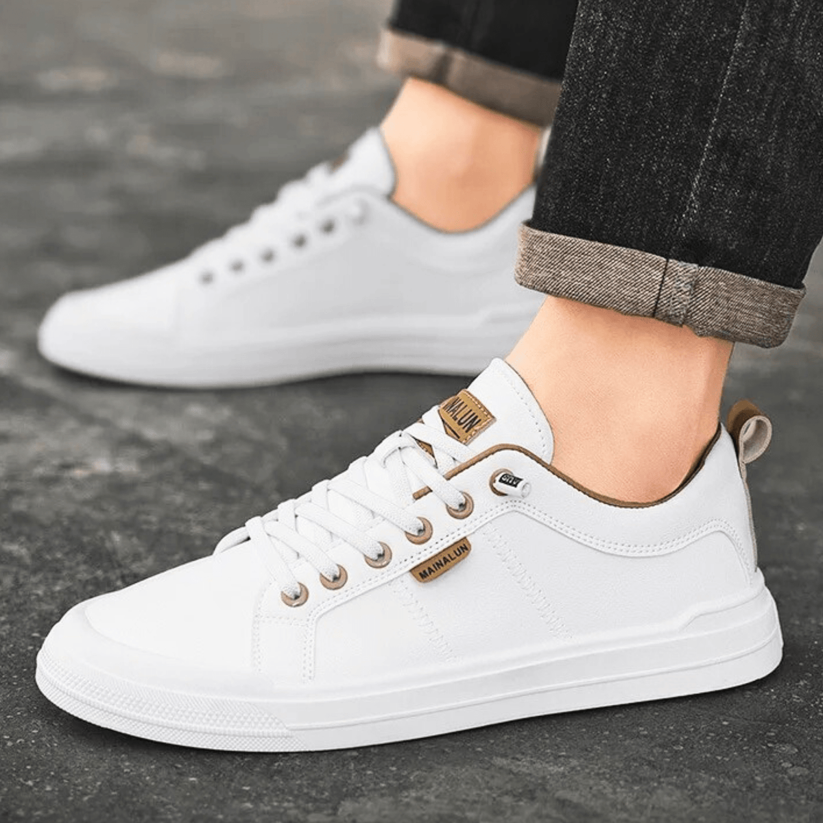 Men’s Minimalist Sneakers