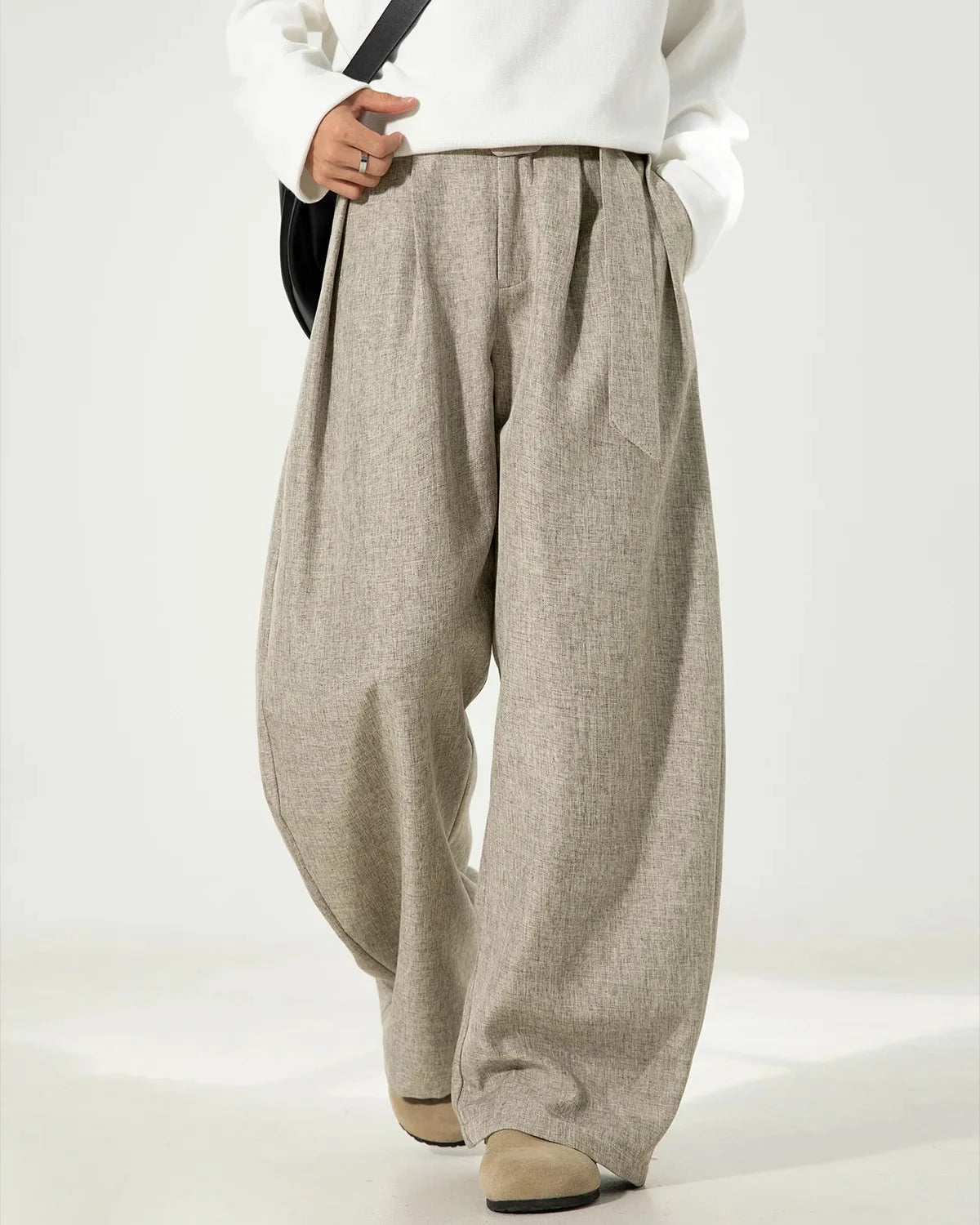 Men’s Pleated Wide-Leg Pants