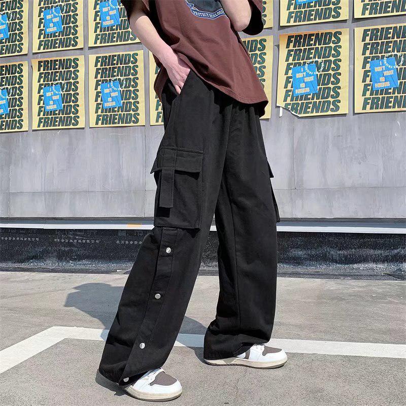 Men’s Wide-Leg Cargo Pants