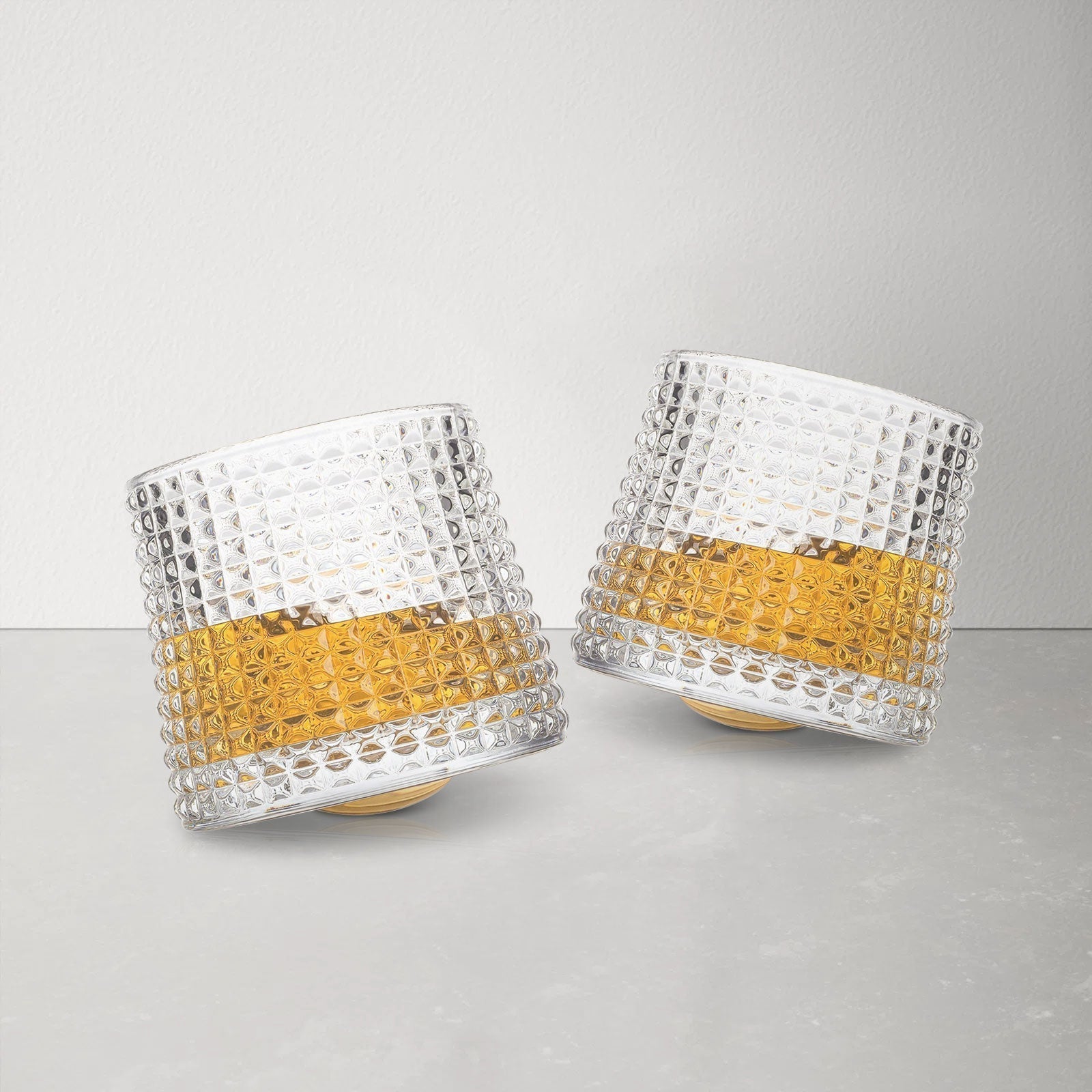 Microwave-Safe Rotating Whiskey Glass