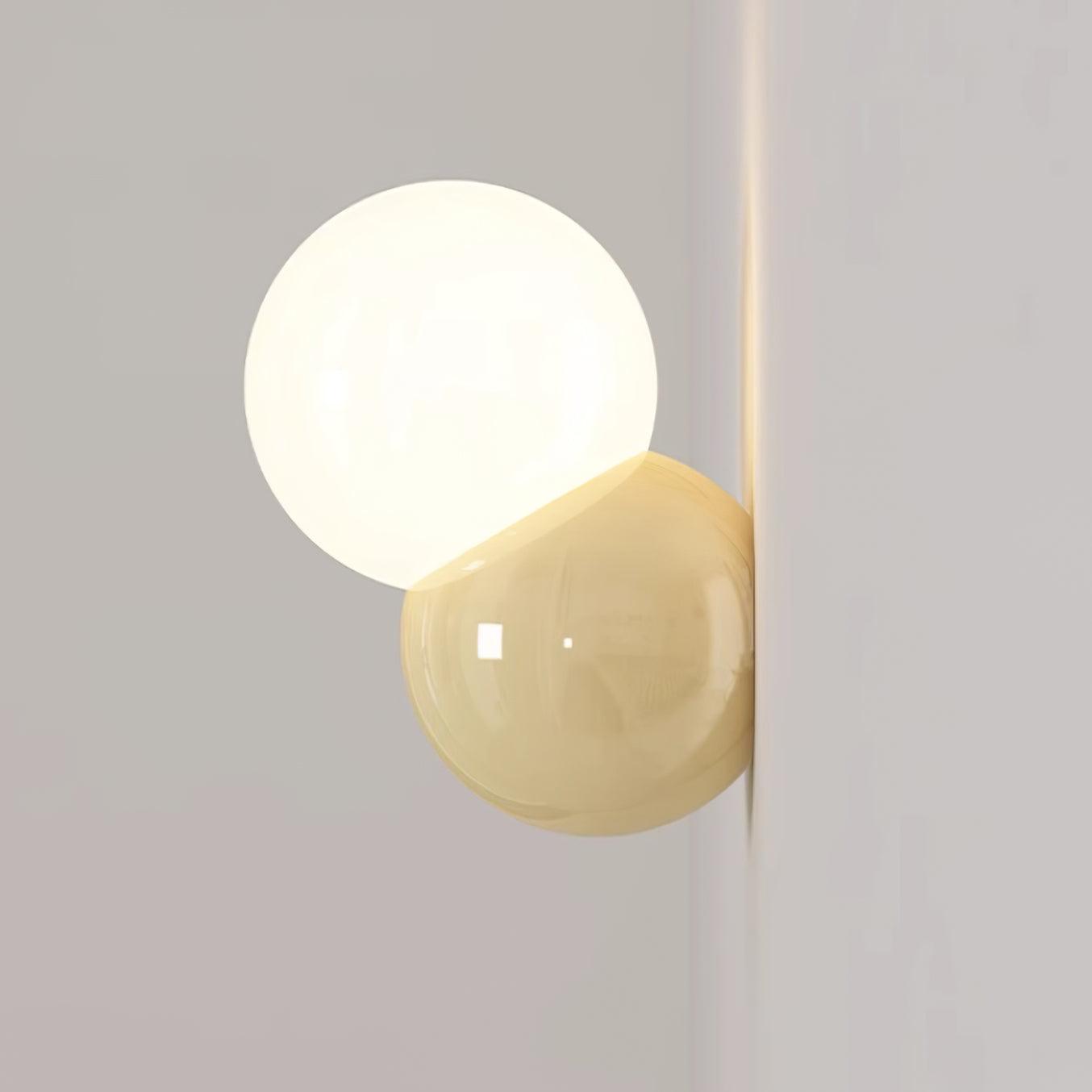 Minimalist Adjustable Round Wall Lamp