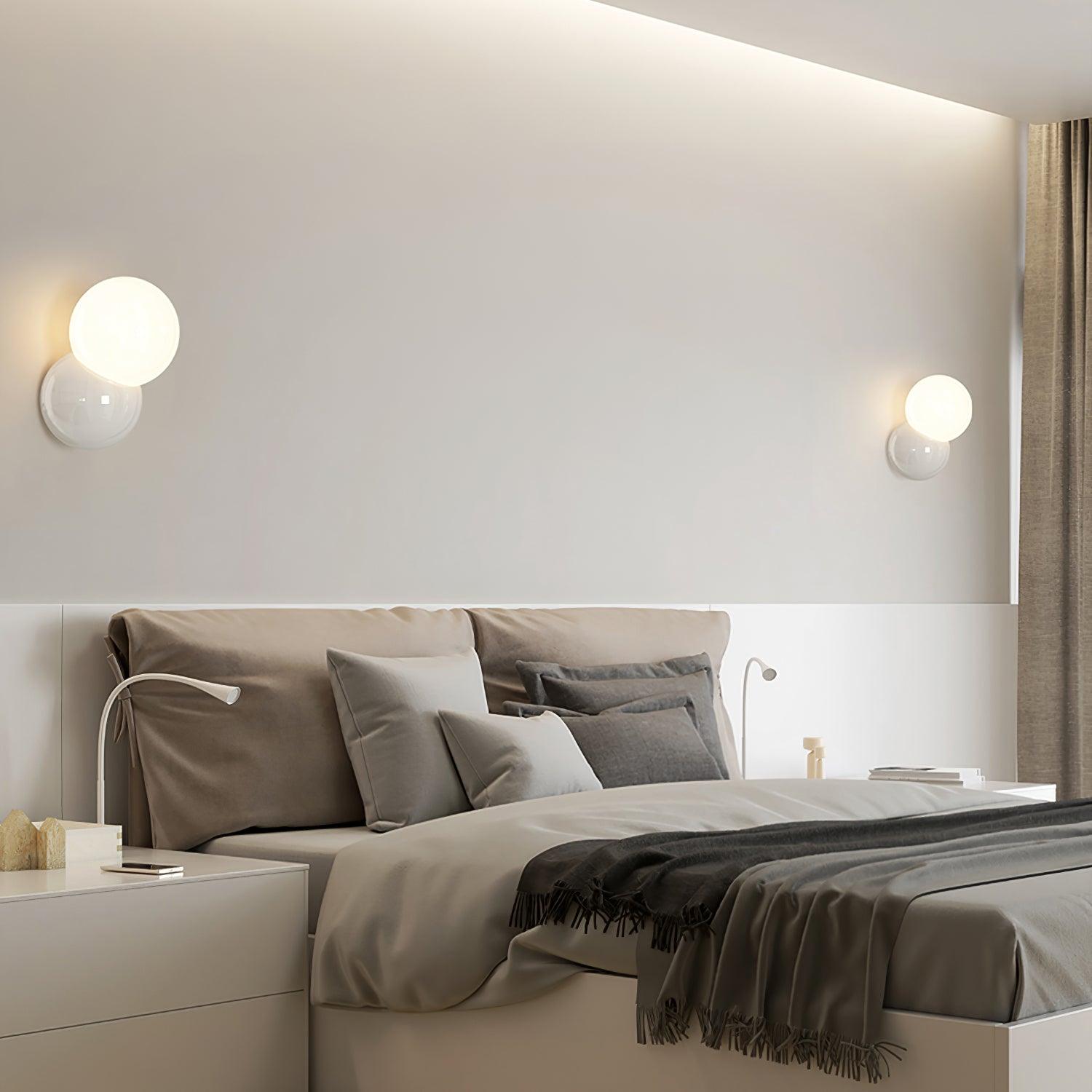 Minimalist Adjustable Round Wall Lamp