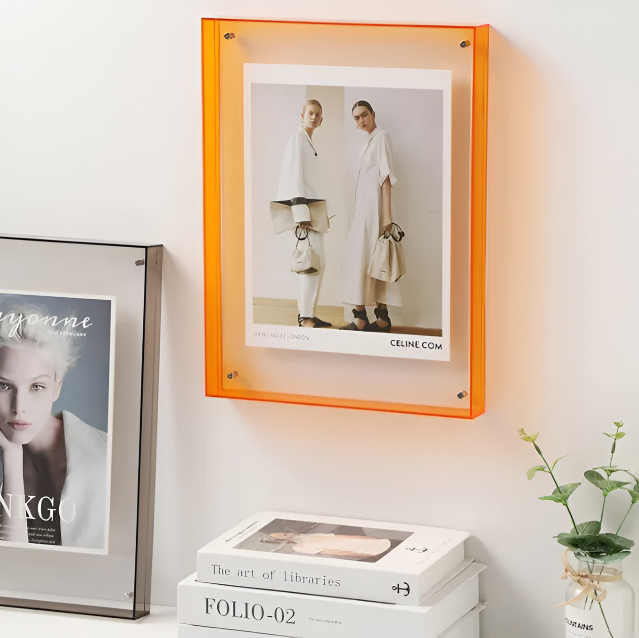 Modern Minimalist Acrylic Photo Frame – Clear Display for Photos and Artwork, Horizontal/Vertical Orientation, Durable Design