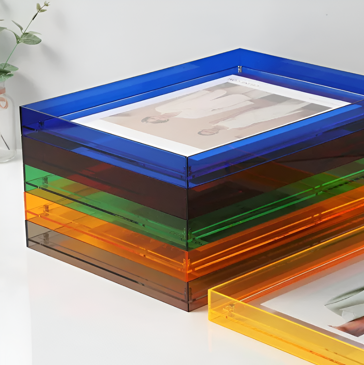 Modern Minimalist Acrylic Photo Frame – Clear Display for Photos and Artwork, Horizontal/Vertical Orientation, Durable Design