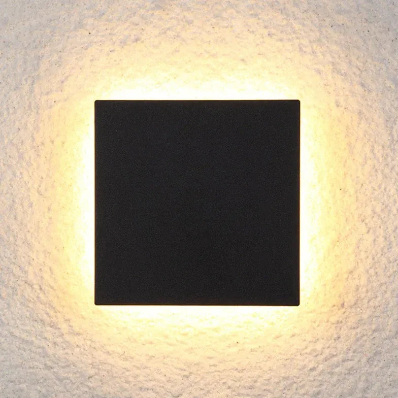 Modern Outdoor Wall Light – Square LED Lantern in Durable Aluminum for Garden and Exterior Use, IP65 Rated