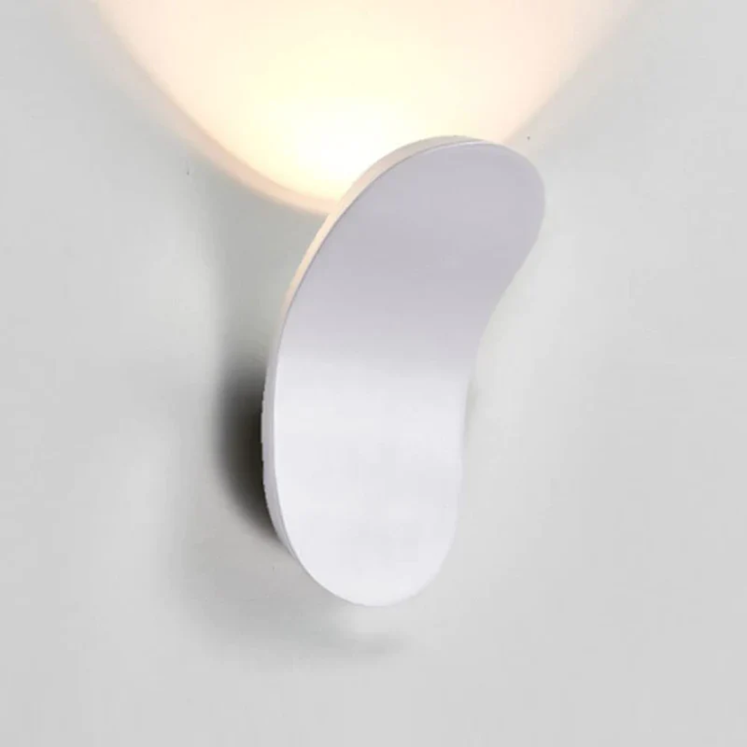 Minimalist Nordic LED Wall Lamp with Curved Metal Design