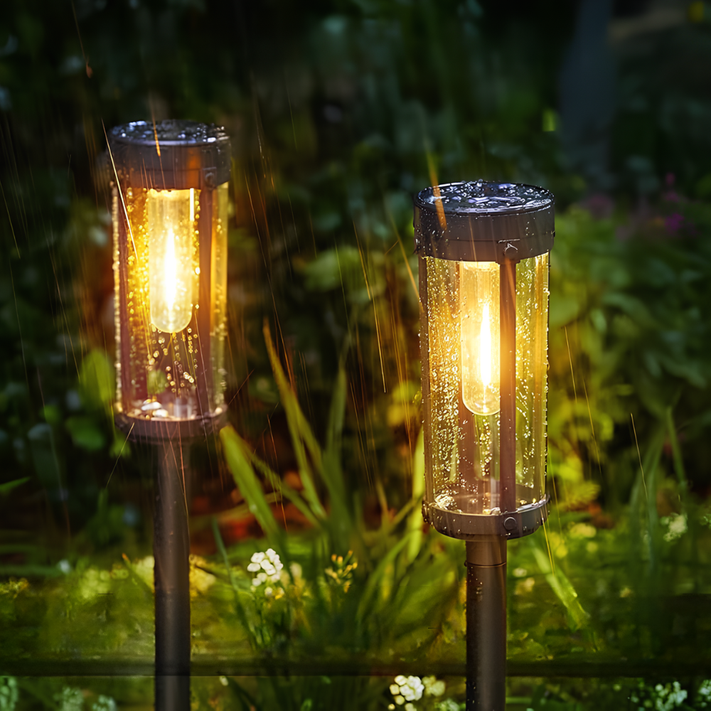 Modern Outdoor Garden Stake Lamps with Automatic Dusk-to-Dawn Lighting