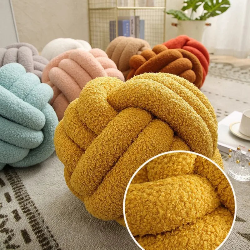 Multi-Size Cosy Throw Pillow
