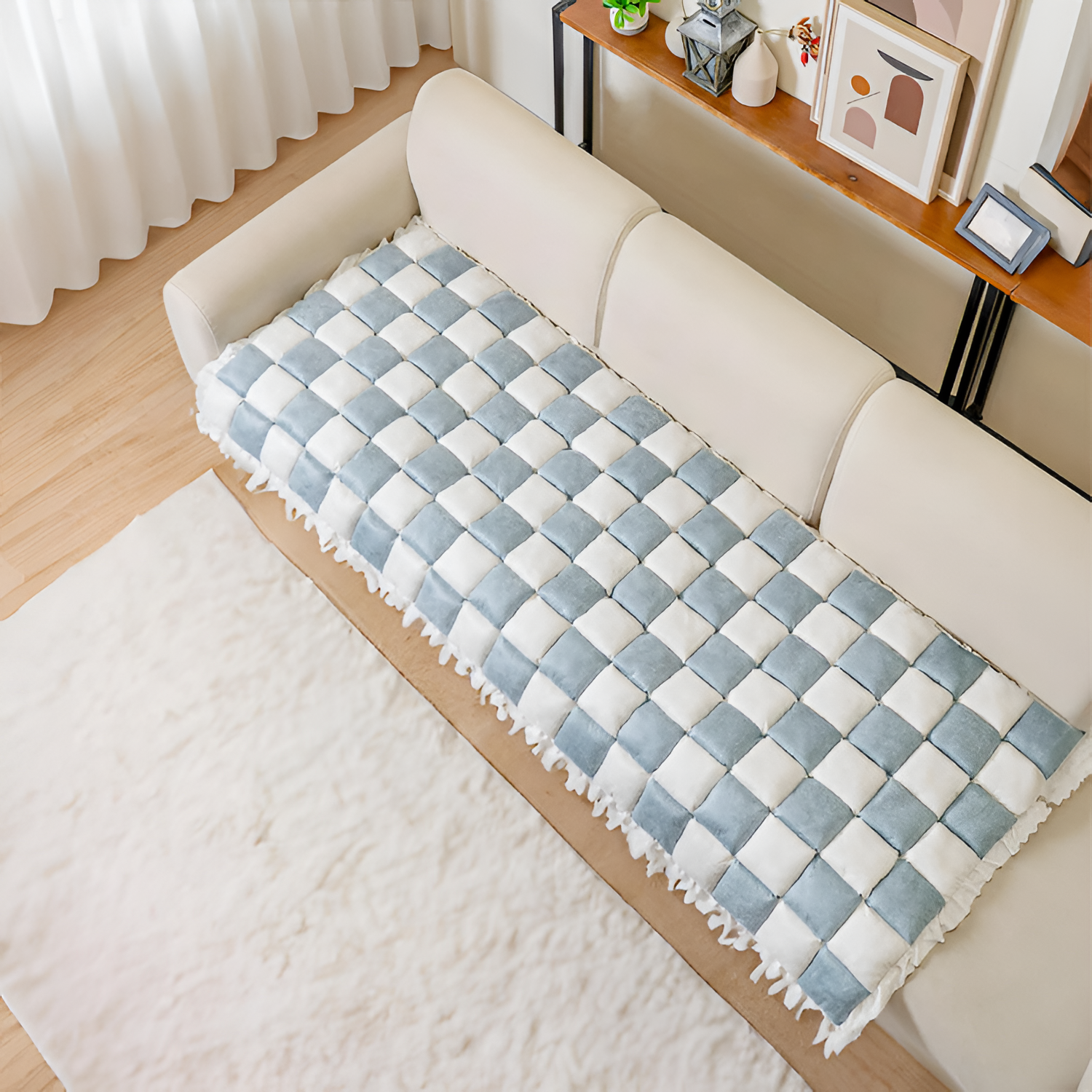Non-Slip Checkered Plush Pet Mat