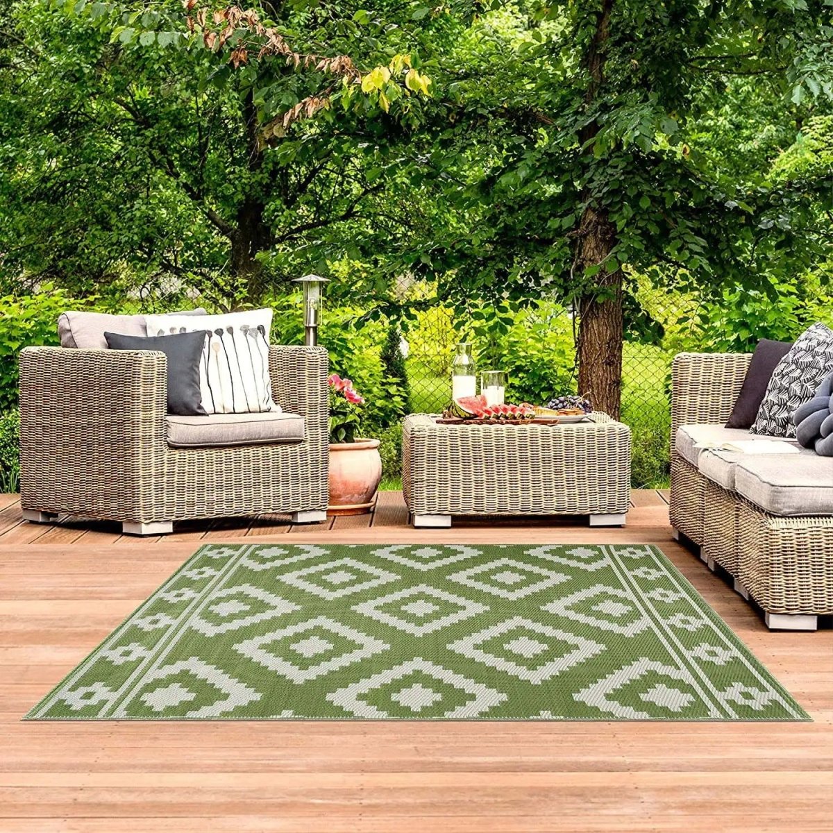 Outdoor Garden Carpet Weatherproof Durable Easy to Clean Patio Carpet