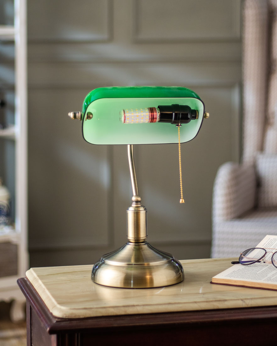 Round Energy-Efficient Table Lamp