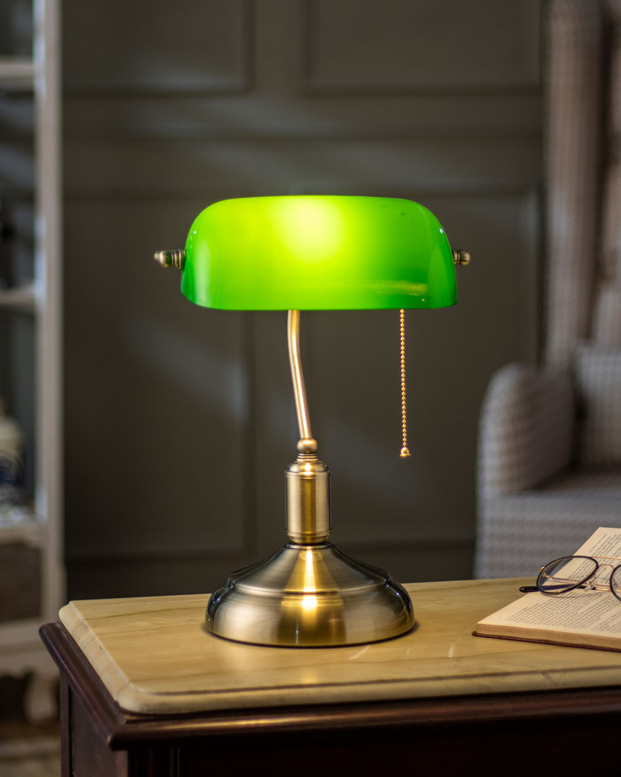 Round Energy-Efficient Table Lamp