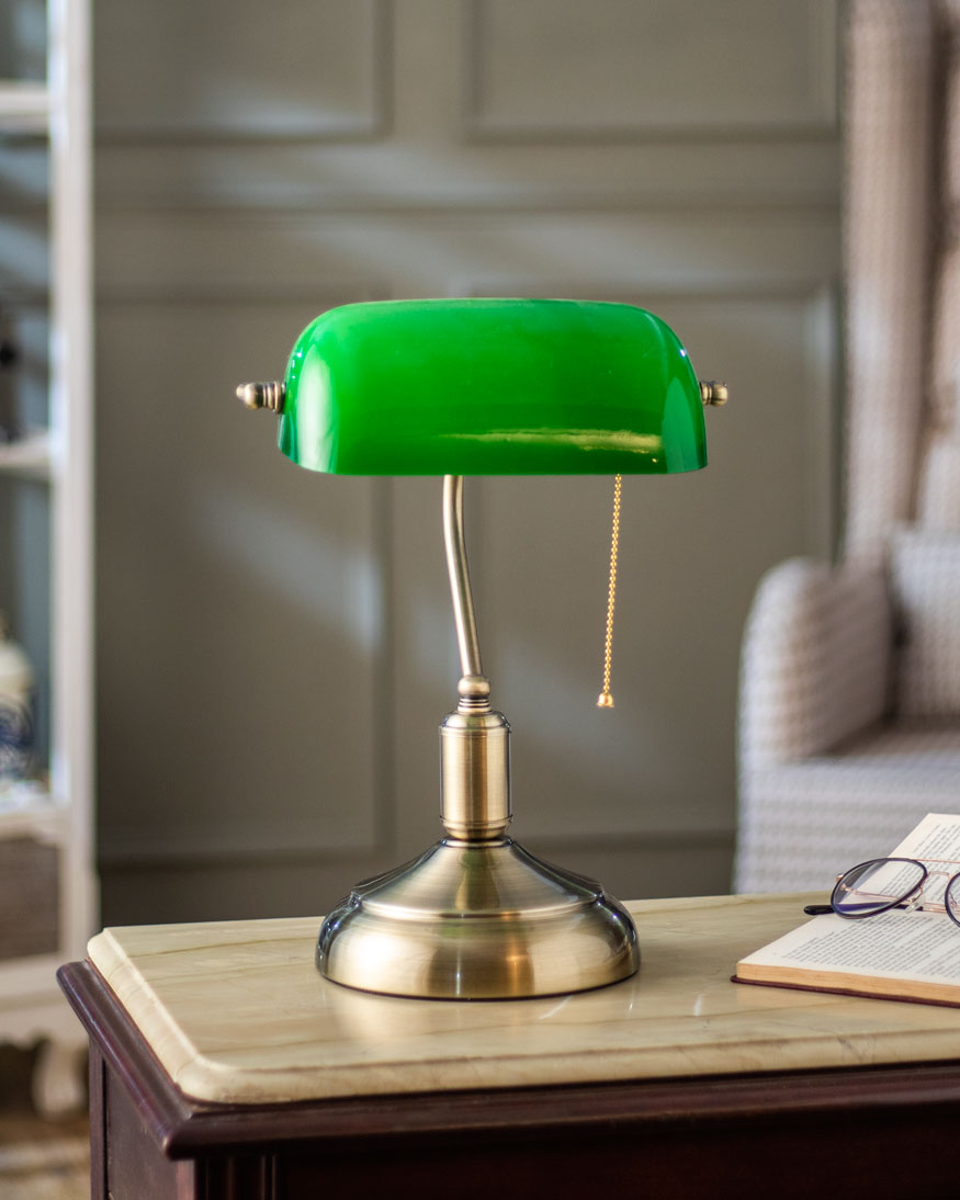 Round Energy-Efficient Table Lamp