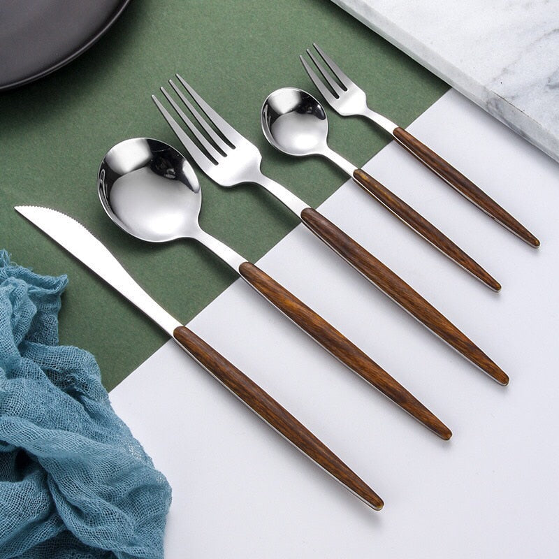 Round Wood Cutlery Set