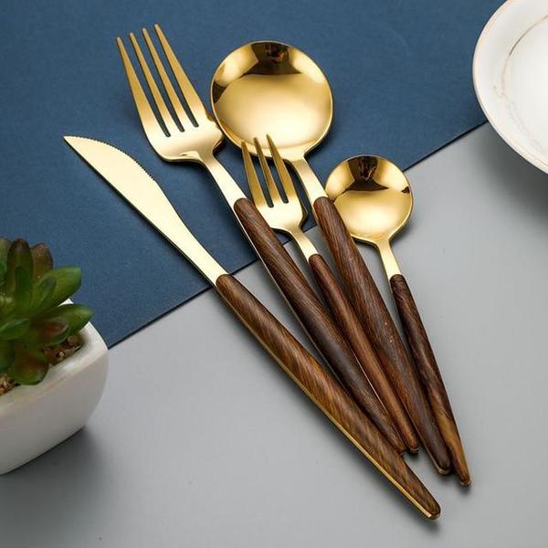 Round Wood Cutlery Set