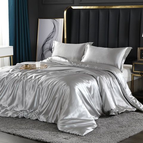 Set Of 4 Machine-Washable Duvet Cover