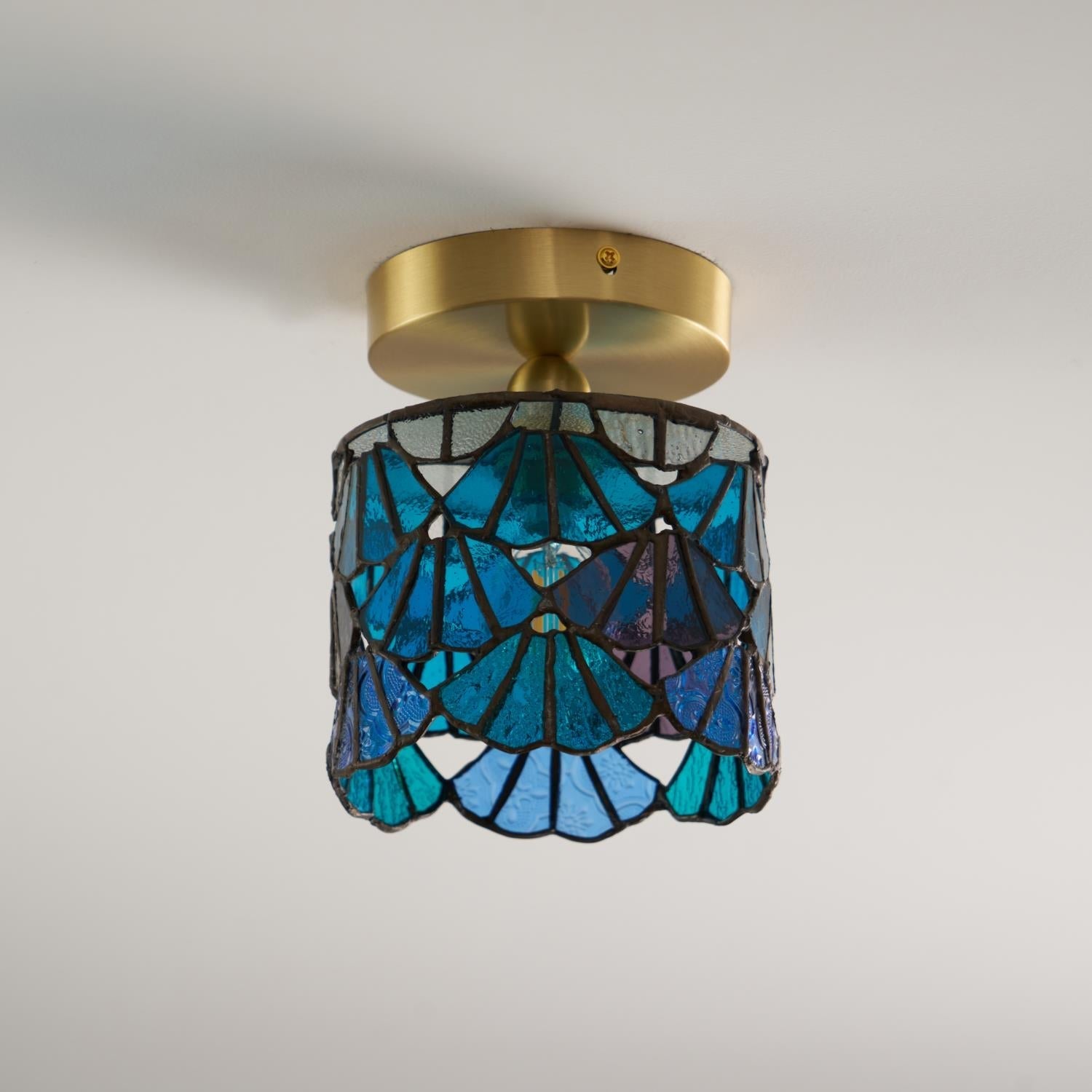 Tiffany-Style Ceiling Lamp for Decorative Home Spaces