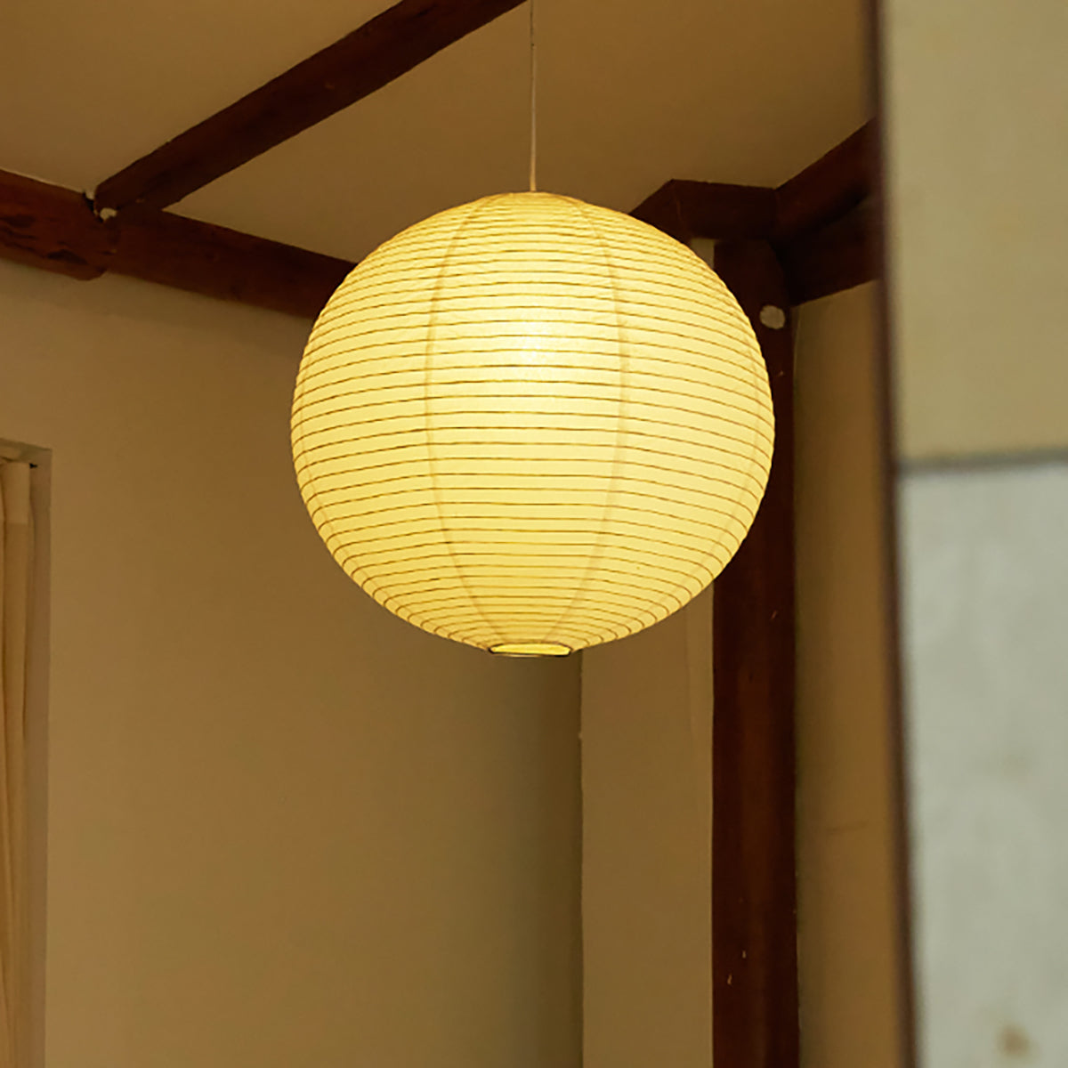 Washi Paper and Bamboo Ceiling Light Fixture – Adjustable Pendant Lamp for Modern Indoor Spaces, Warm Glow Lighting