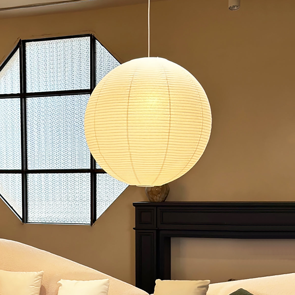 Washi Paper and Bamboo Ceiling Light Fixture – Adjustable Pendant Lamp for Modern Indoor Spaces, Warm Glow Lighting