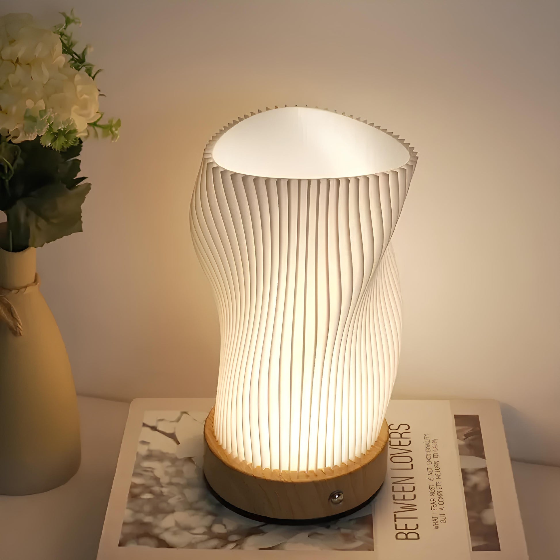 Wavy LED Table Lamp