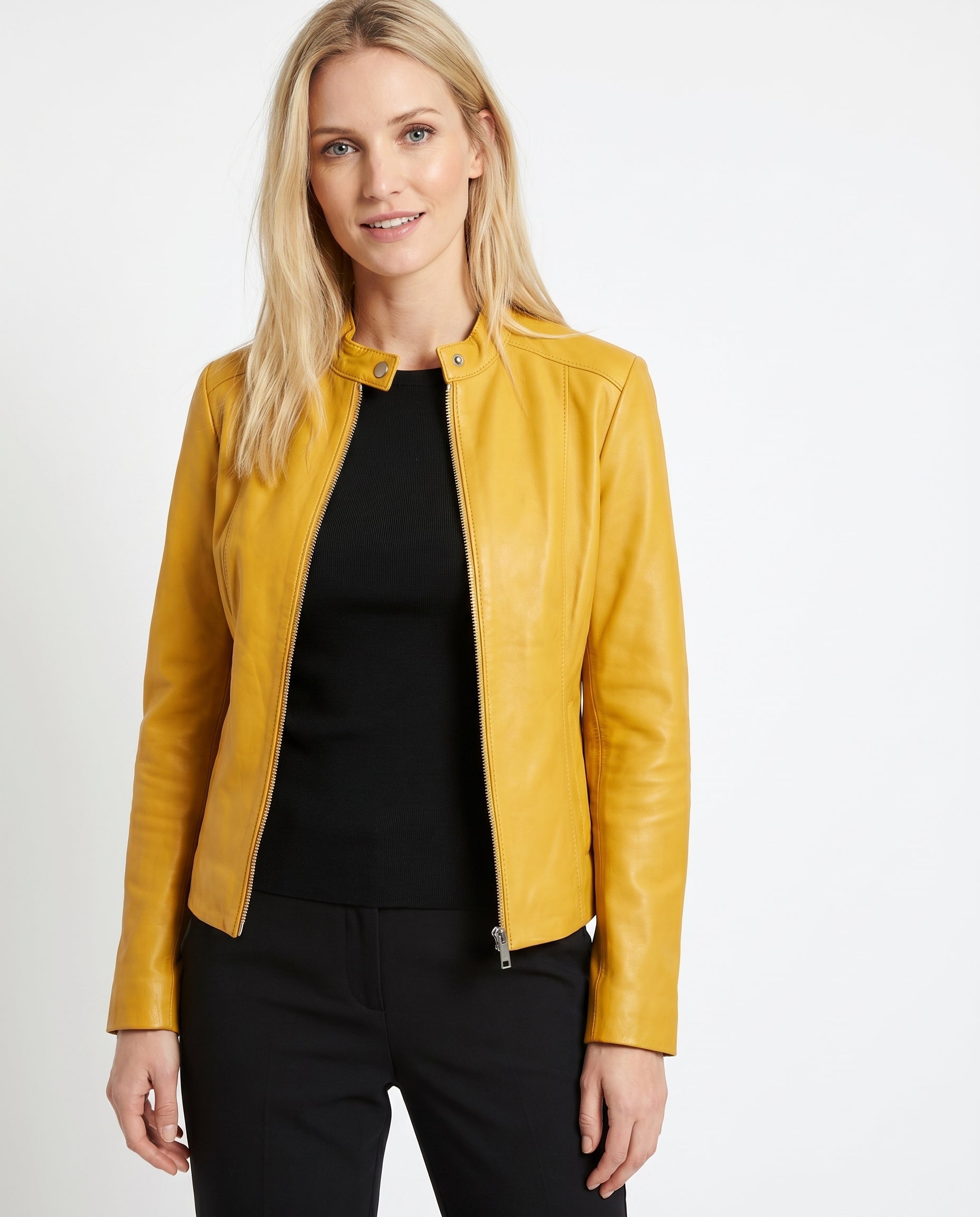 Women’s Fitted Leather Jacket