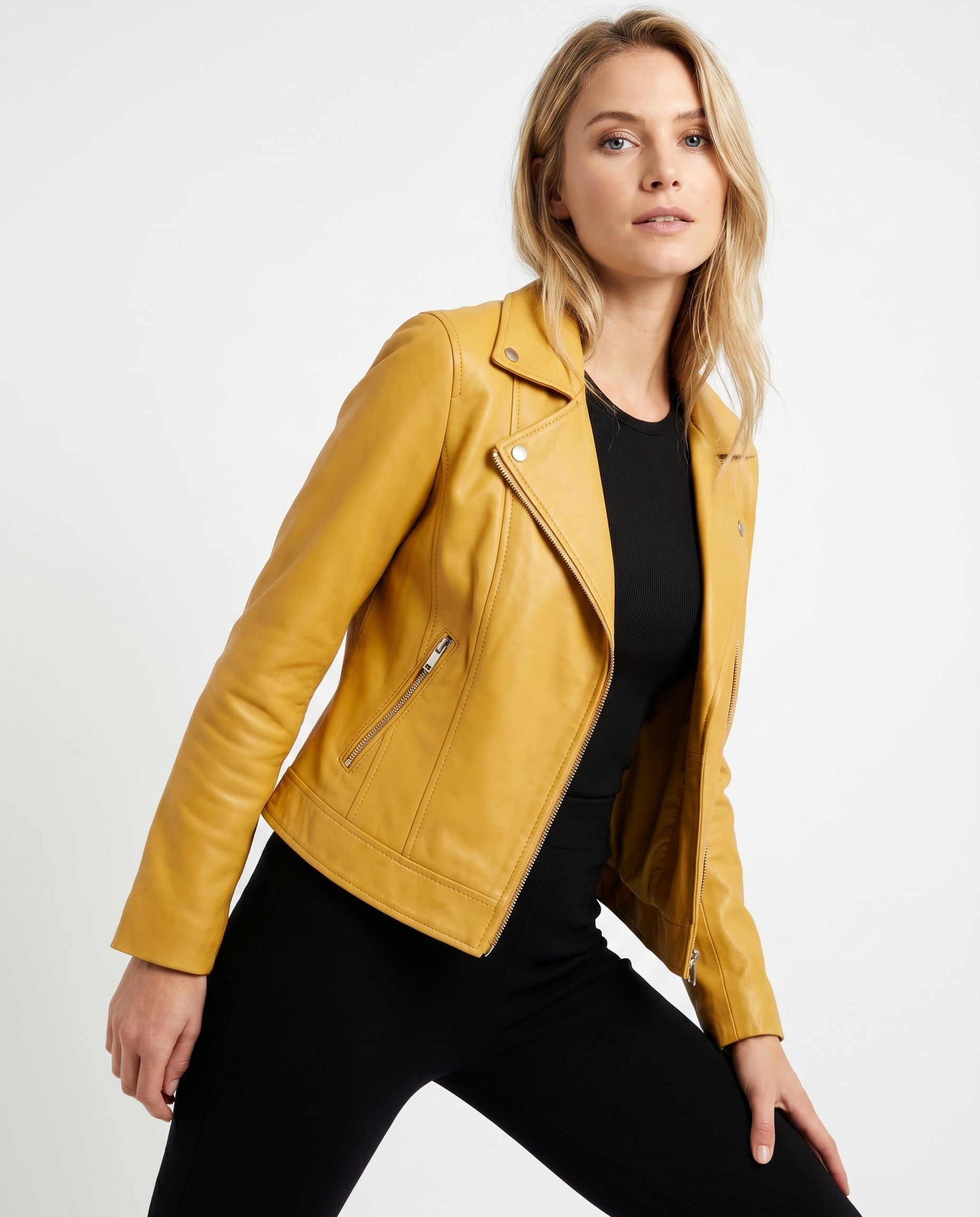 Women’s Fitted Leather Jacket