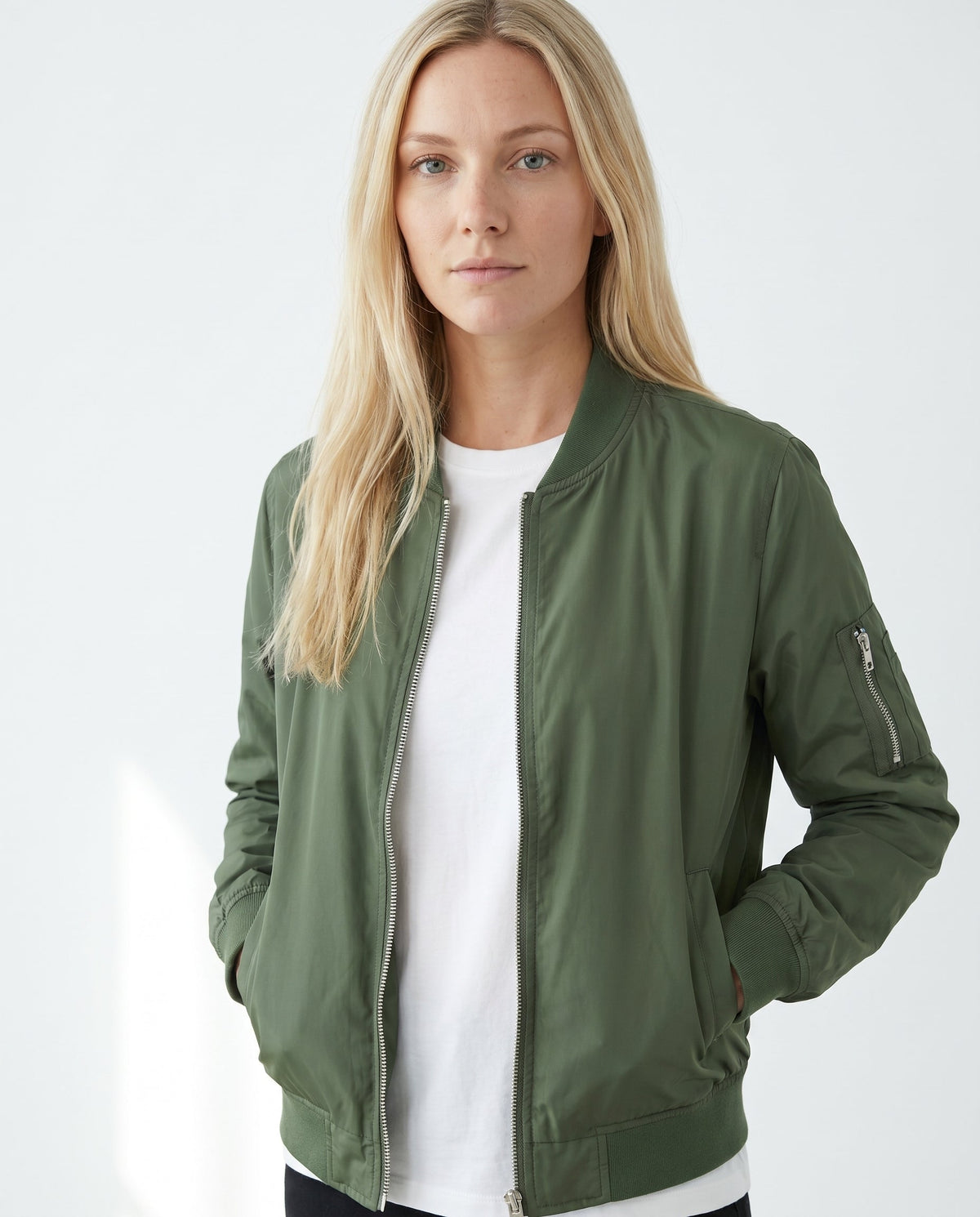 Women’s Lightweight Bomber Jacket