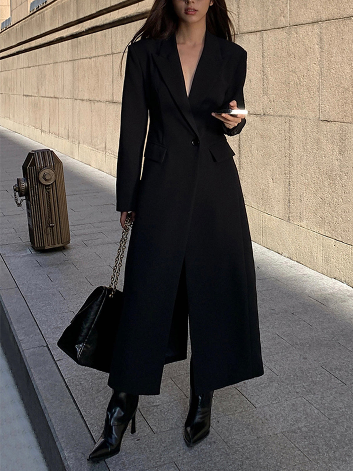 Women’s Longline Blazer with Pockets