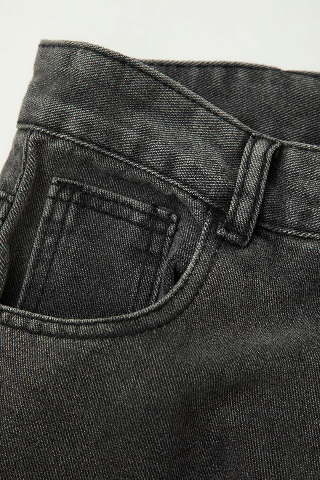Women’s Multi-Pocket Cargo Jeans