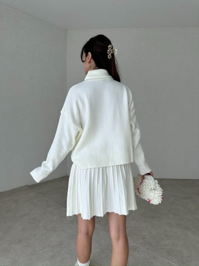 Women’s Pleated Knitted Skirt Set