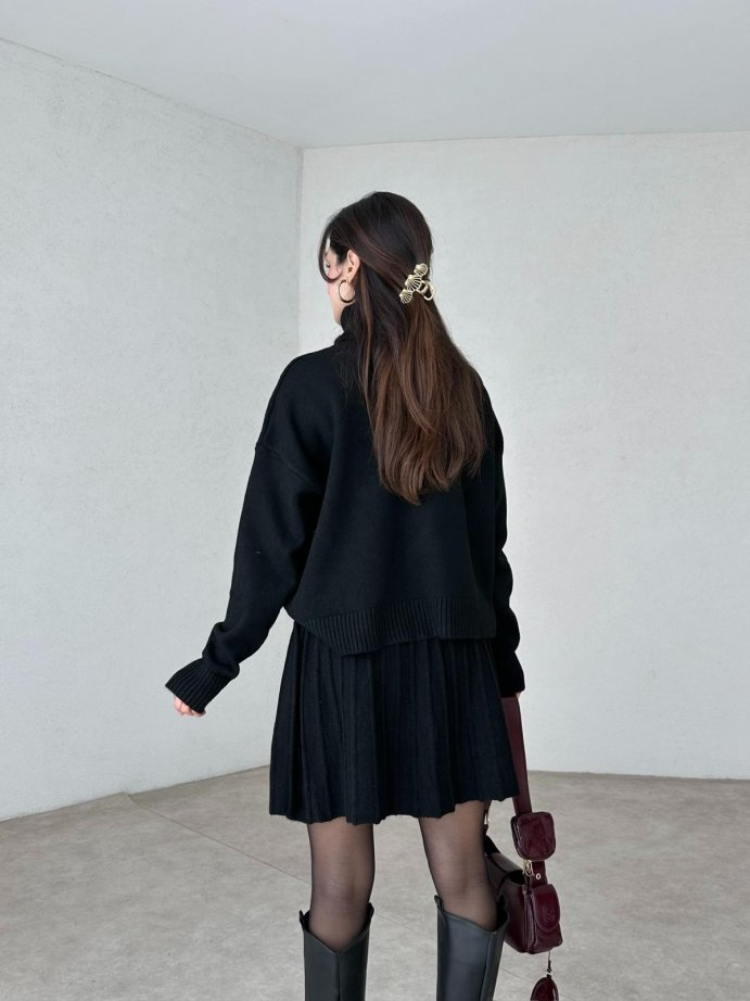 Women’s Pleated Knitted Skirt Set