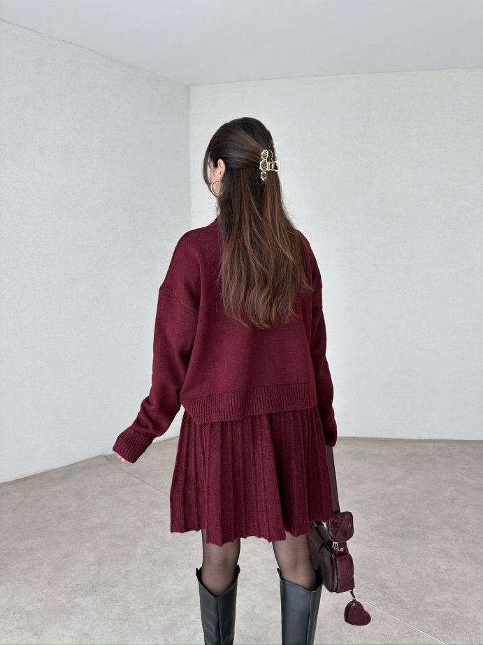 Women’s Pleated Knitted Skirt Set
