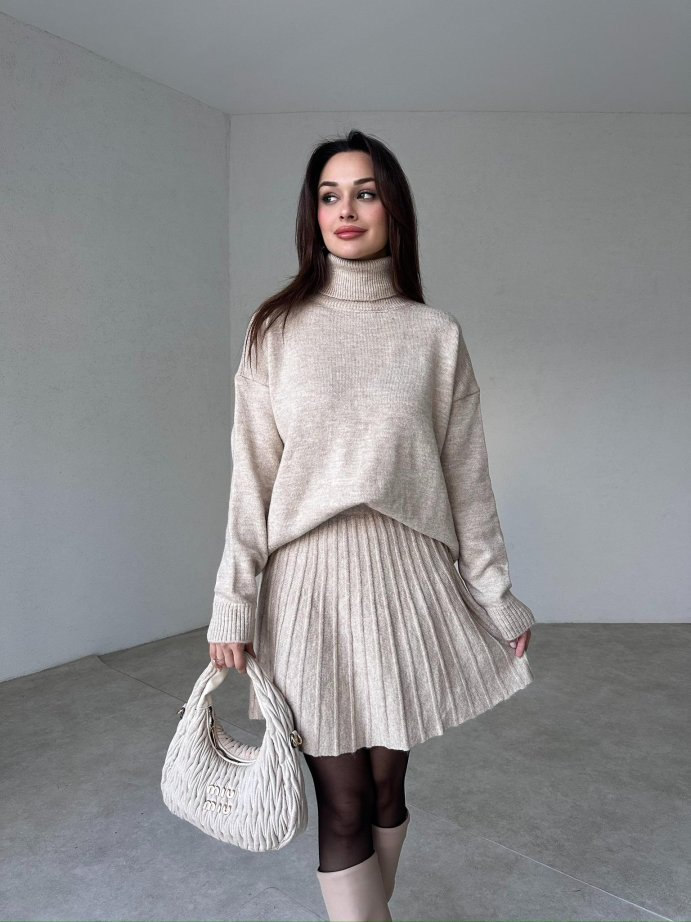 Women’s Pleated Knitted Skirt Set