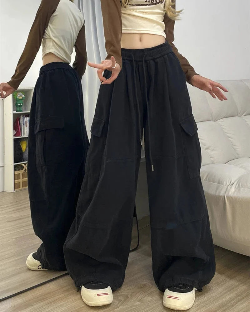 Women's Wide-Leg Cargo Pants