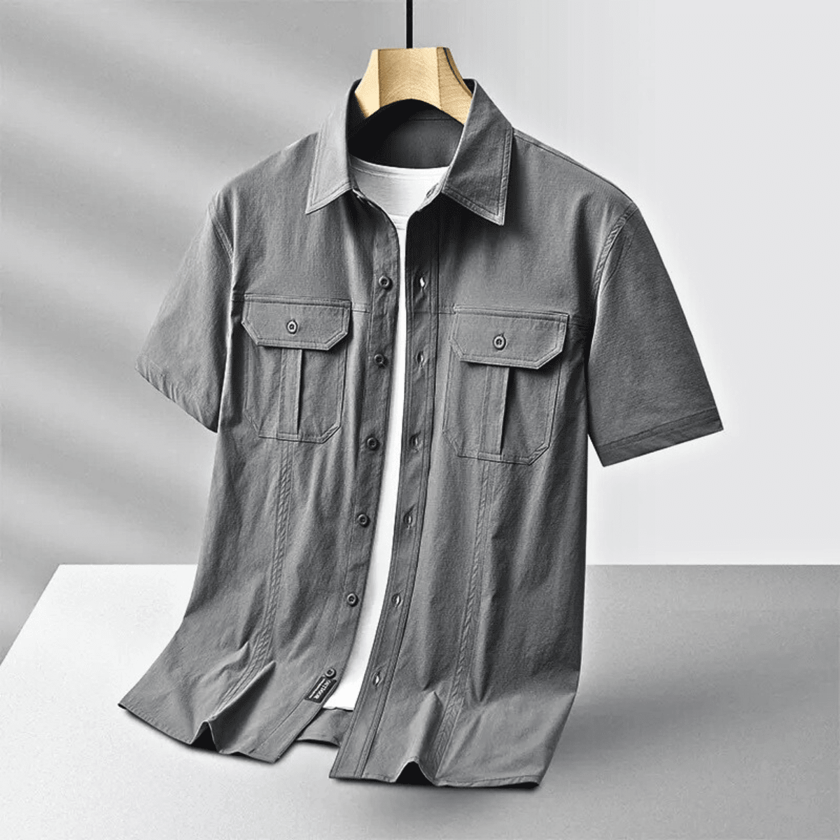 Men's Short Sleeve Cargo Shirt with Chest Pockets