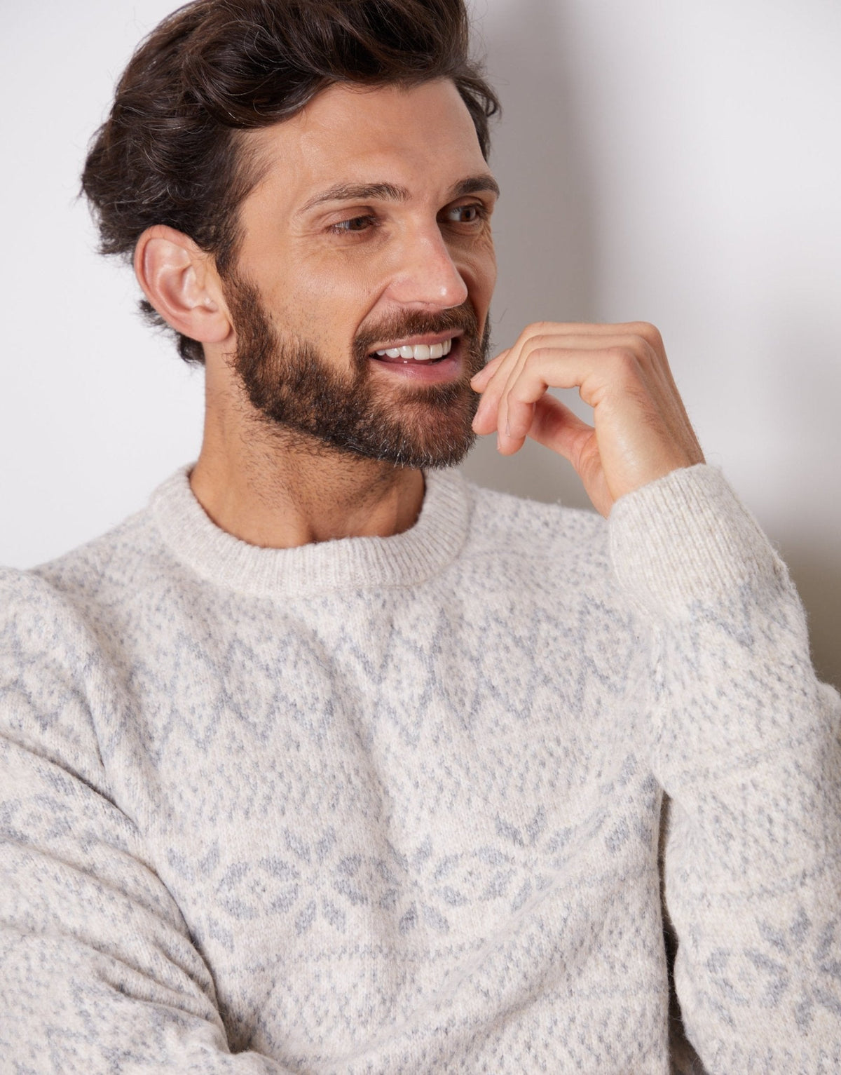 Men's Christmas Jumper Fair Isle Snowflake Crew Neck in Ecru