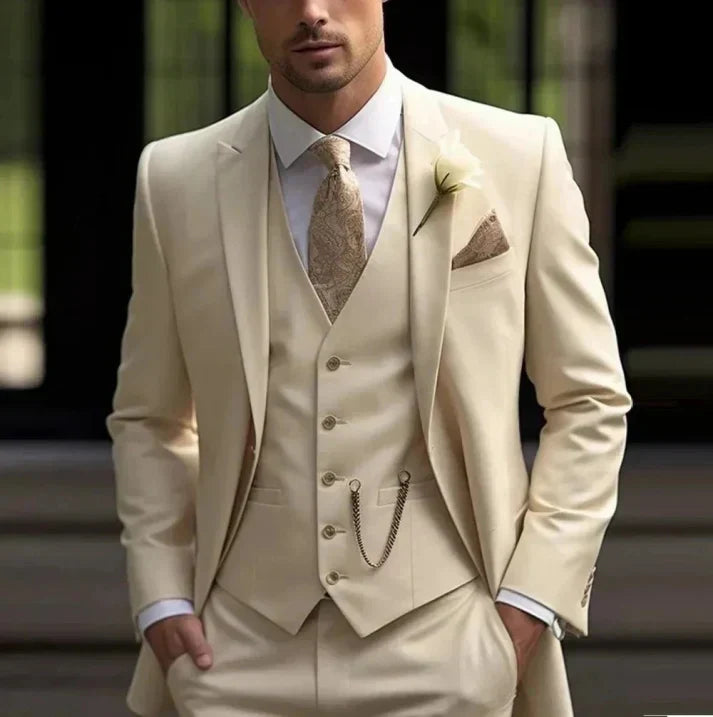 Men's Peak Lapel Slim Fit Three-Piece Suit