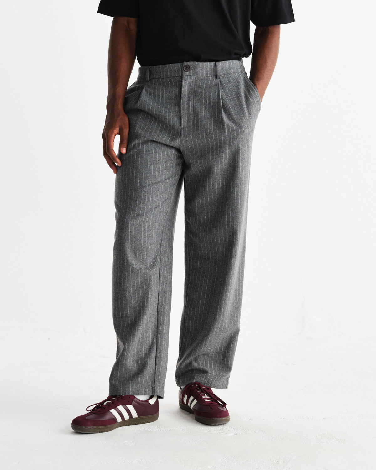 Men's Pleated Pinstripe Wool-Look Wide-Leg Trousers in Grey