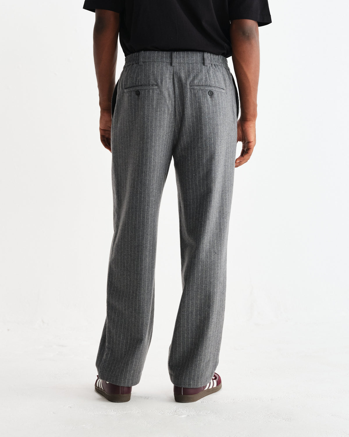 Men's Pleated Pinstripe Wool-Look Wide-Leg Trousers in Grey