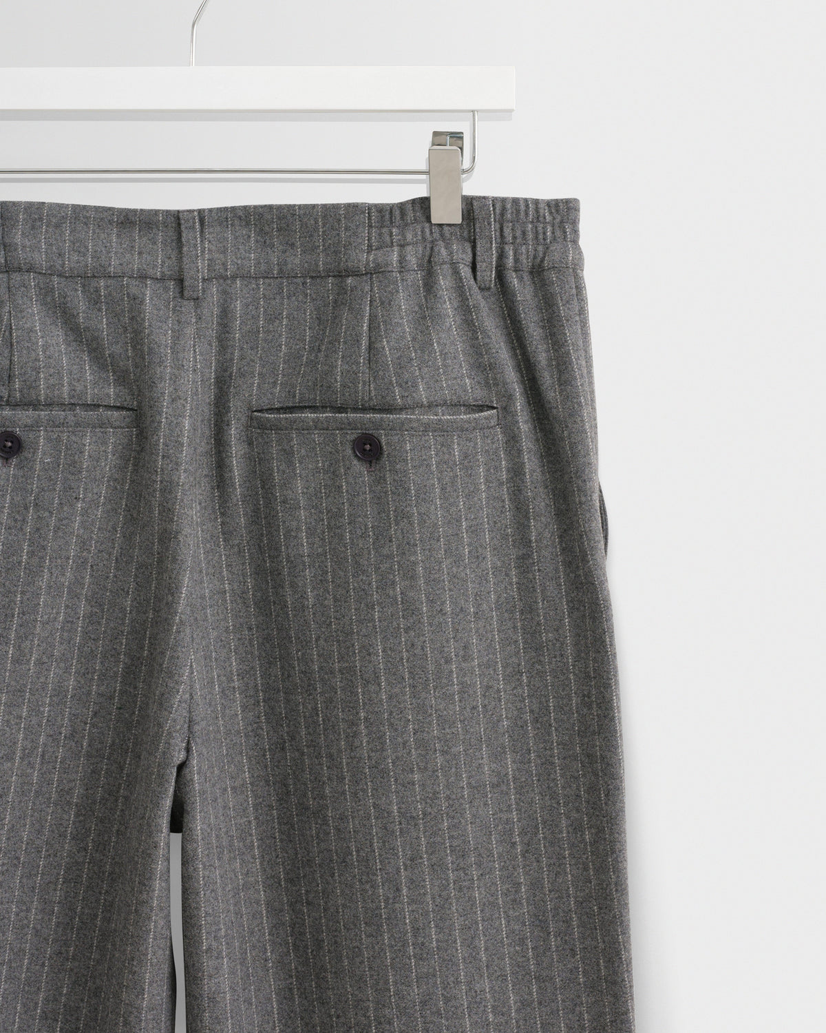 Men's Pleated Pinstripe Wool-Look Wide-Leg Trousers in Grey