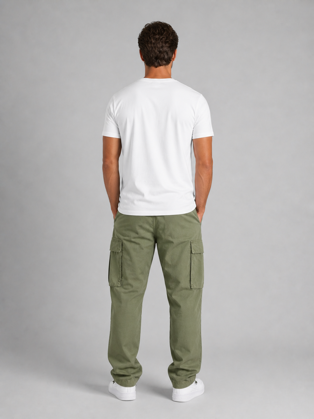 Men's Relaxed Straight Leg Cargo Trousers